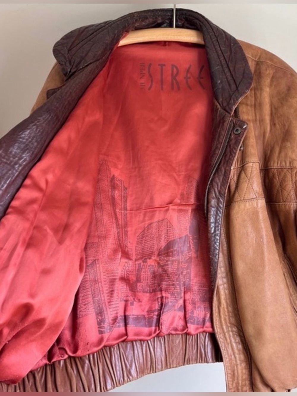 Vintage 90s Leather Bomber Jacket | Quilted Funnel Neck | Oversized Brown | L - Picture 10 of 16